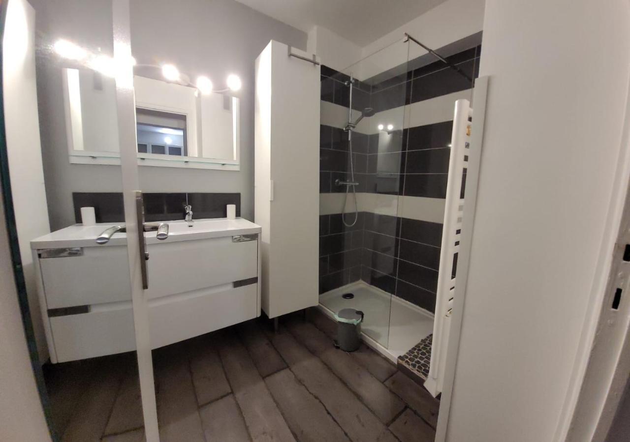 Ferienwohnung Au Calme, 200M Du Centre T2 Avec Balcon Et Parking Cassis Exterior foto
