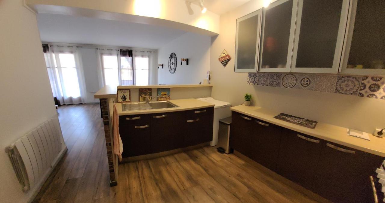 Ferienwohnung Au Calme, 200M Du Centre T2 Avec Balcon Et Parking Cassis Exterior foto