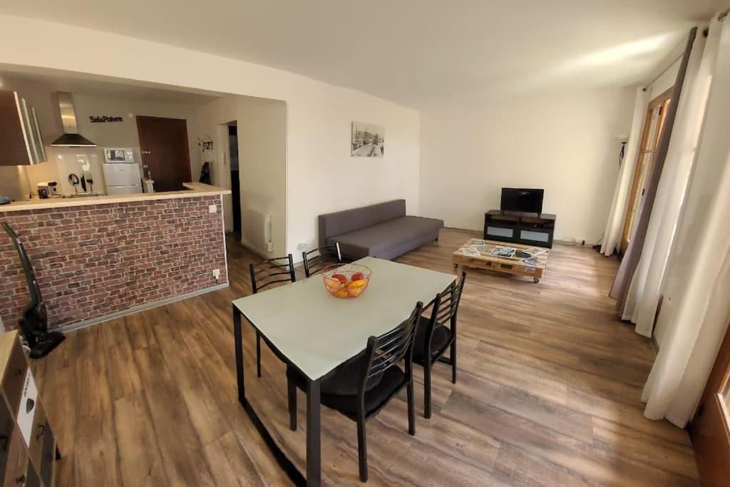 Ferienwohnung Au Calme, 200M Du Centre T2 Avec Balcon Et Parking Cassis Exterior foto