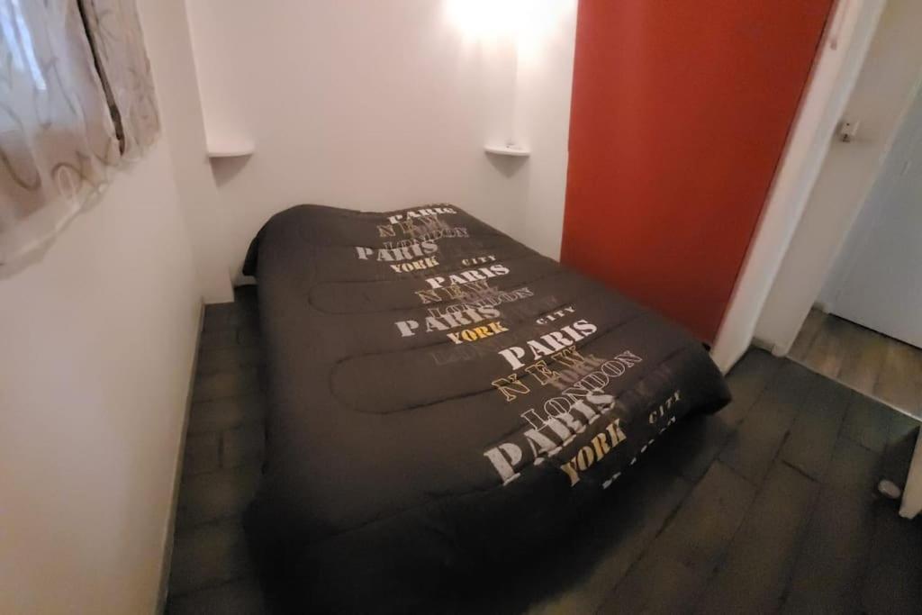 Ferienwohnung Au Calme, 200M Du Centre T2 Avec Balcon Et Parking Cassis Exterior foto