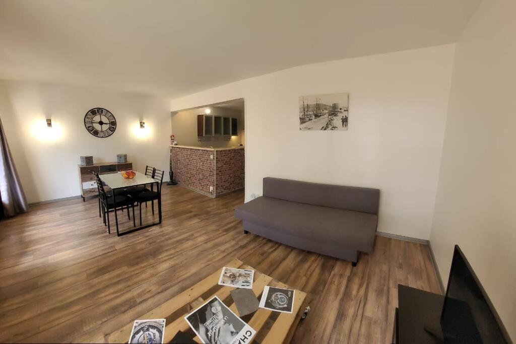 Ferienwohnung Au Calme, 200M Du Centre T2 Avec Balcon Et Parking Cassis Exterior foto